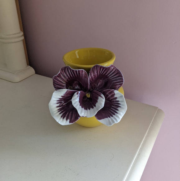 Anthropologie Orchid 3D floral vase - Picture 2 of 3